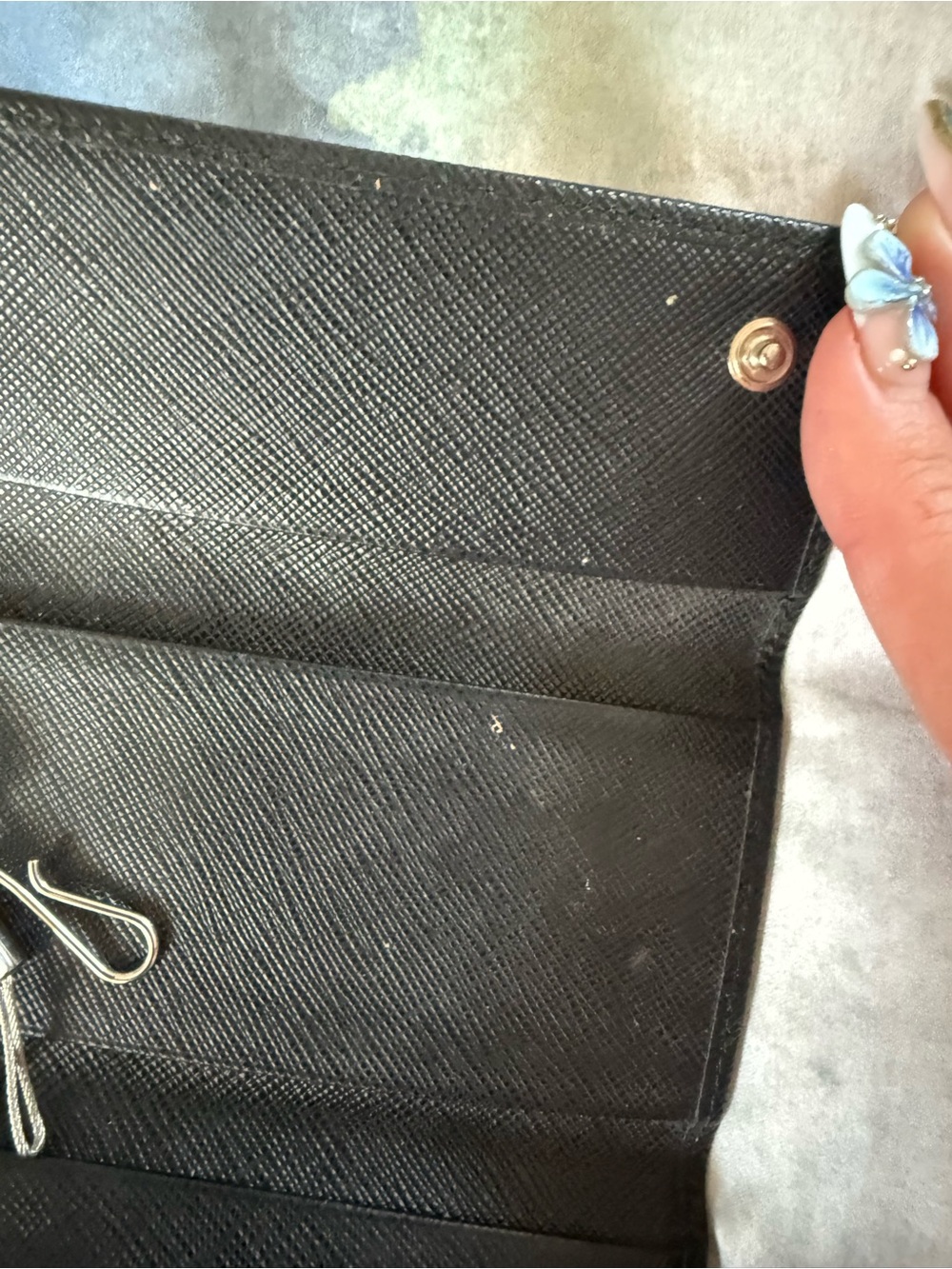 Prada saffiano leather key case - Picture 9 of 13